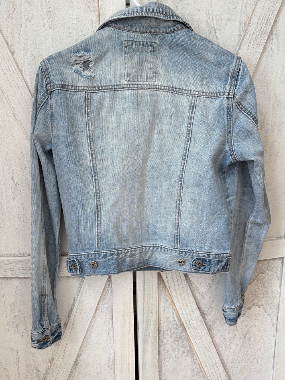 Mudd Distressed Denim Jacket Women’s Medium Blue Jean Jacket - Picture 2 of 5